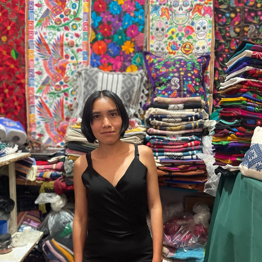 Hand Embroidery in OAXACA オアハカの手刺繍